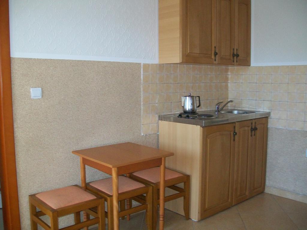 Maslina Gasthof Budva